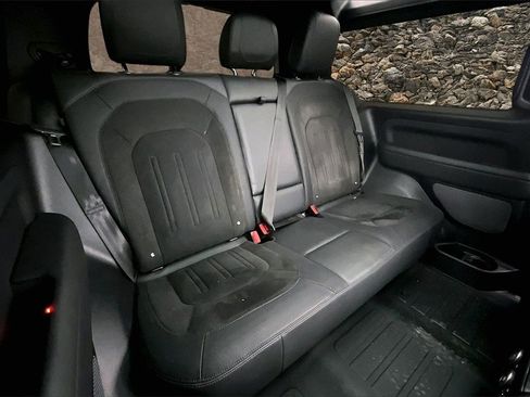 Used 2022 Land Rover Defender 90 Carpathian Edition image 24