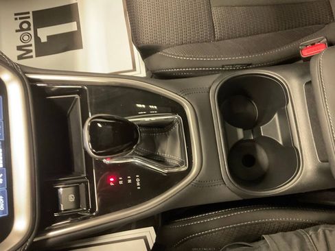 Used 2025 Subaru Outback Premium w/ Popular Package #1A image 19