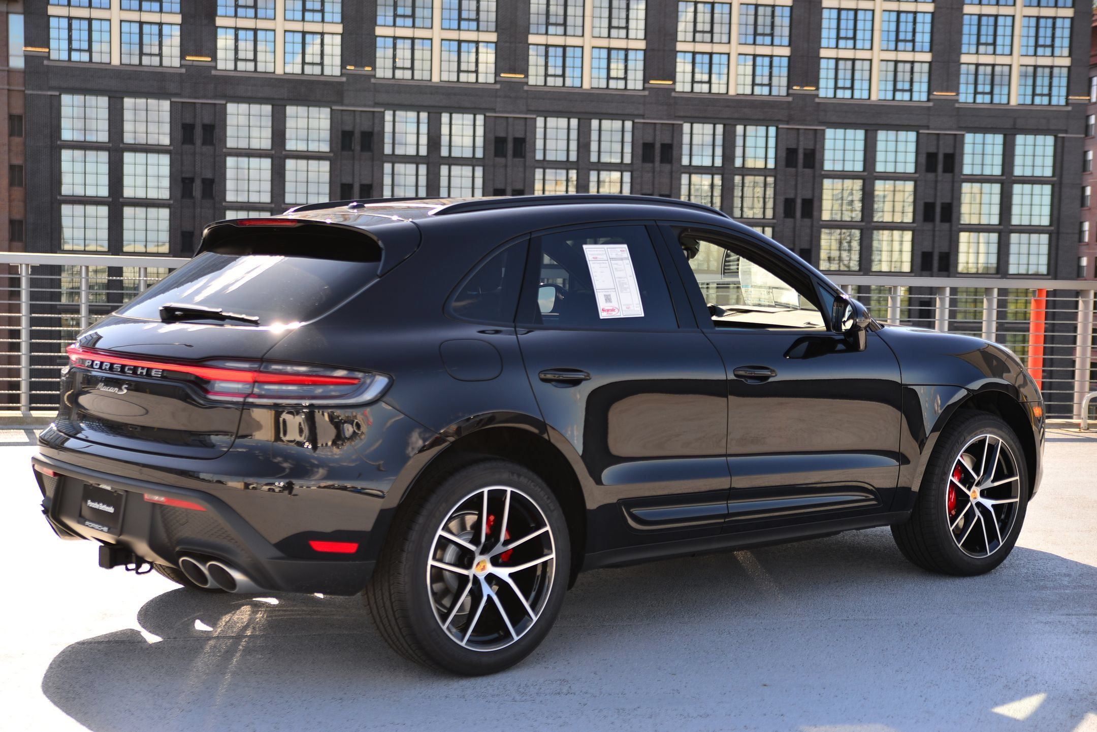 Certified 2026 Porsche Macan S AWD/4WD image 9