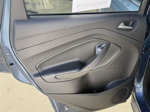 Used 2018 Ford Escape SE image 22