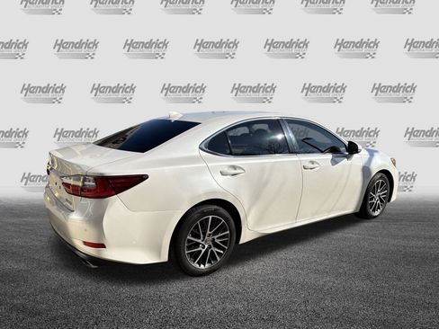 Used 2017 Lexus ES 350 image 10