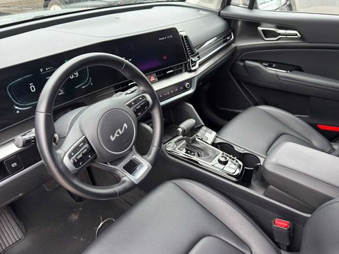 Certified 2024 Kia Sportage EX FWD image 7
