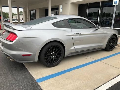 Used 2020 Ford Mustang GT Premium w/ GT Performance Package RWD image 6