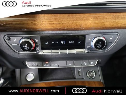 Used 2023 Audi Q5 2.0T Premium w/ Convenience Package AWD/4WD image 5