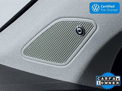 Certified 2023 Volkswagen Taos SEL AWD/4WD image 18