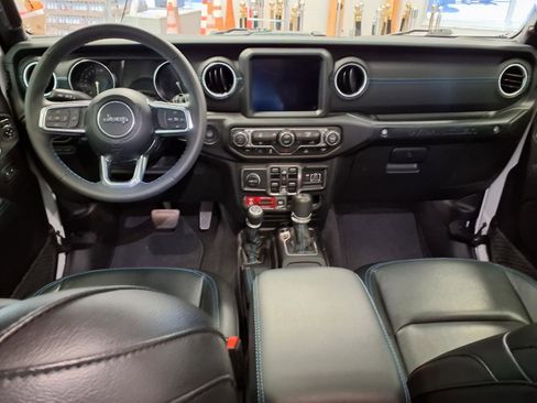 Used 2023 Jeep Wrangler Unlimited Rubicon 4xe AWD/4WD image 17