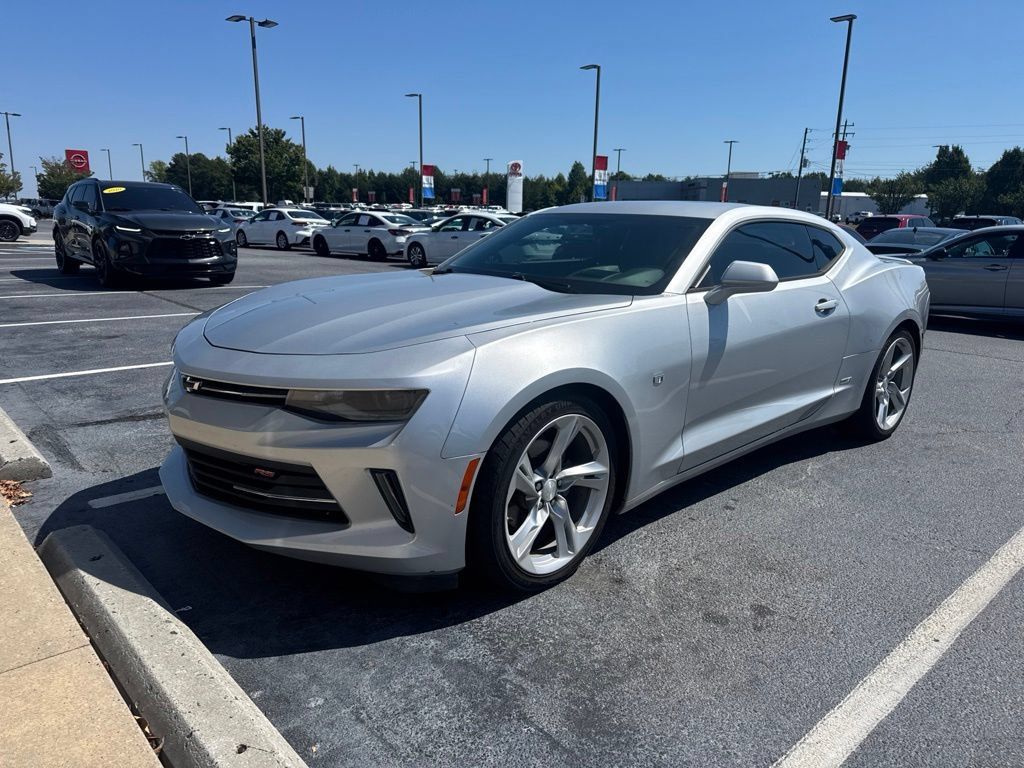 Used 2018 Chevrolet Camaro LT RWD image 1