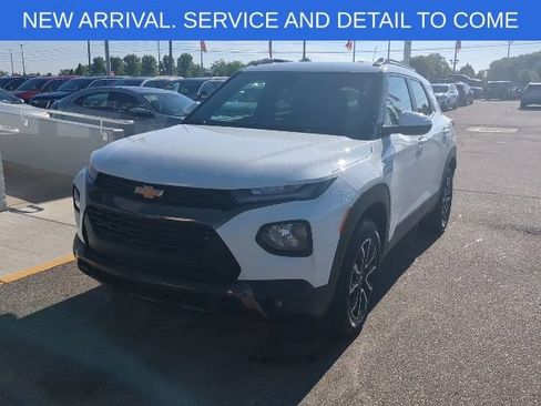 Used 2023 Chevrolet TrailBlazer ACTIV AWD/4WD image 11
