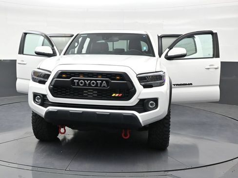 Used 2023 Toyota Tacoma TRD Off-Road w/ TRD Premium Off Road Package RWD image 34