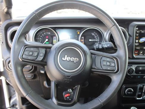Used 2023 Jeep Wrangler Unlimited w/ 8.4" Radio Group AWD/4WD image 20