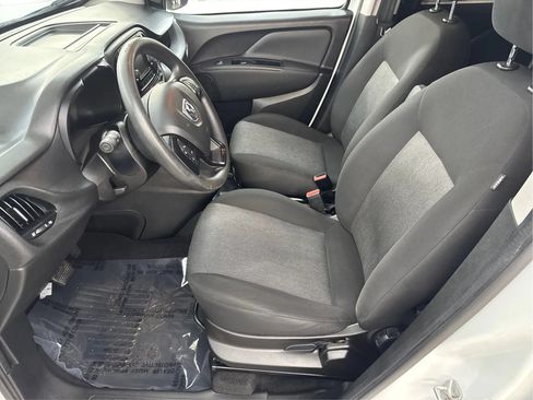 Used 2022 RAM ProMaster City Tradesman FWD image 12