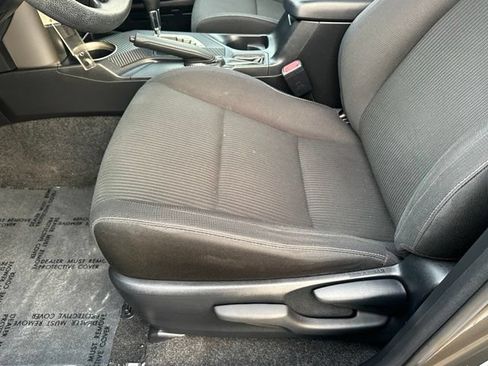 Used 2013 Toyota RAV4 XLE AWD/4WD image 25