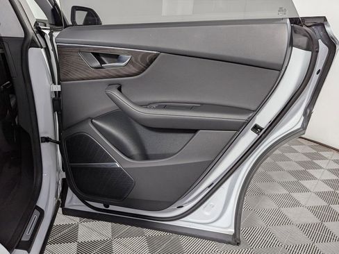 Used 2023 Audi Q8 Premium Plus w/ Premium Plus Package image 48