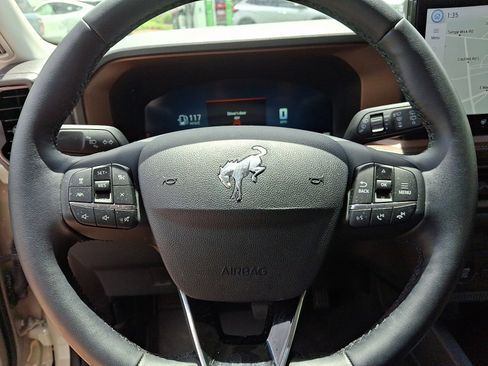 Used 2025 Ford Bronco Sport Outer Banks w/ Outer Banks Tech Package+ AWD/4WD image 20