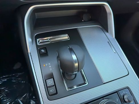 New 2026 MAZDA CX-90 Plug-In Hybrid w/ Premium Plus image 17