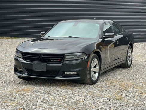 Used 2018 Dodge Charger SXT Plus image 1
