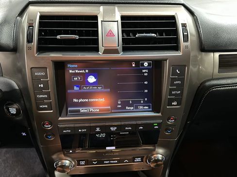 Used 2014 Lexus GX 460 image 24