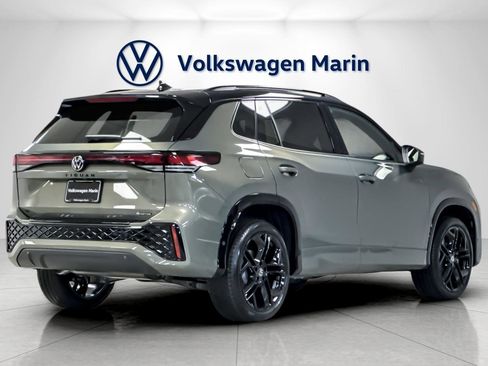 New 2026 Volkswagen Tiguan SE R-Line image 5