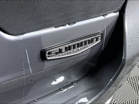 New 2026 Jeep Grand Cherokee Summit w/ Obsidian Package AWD/4WD image 10