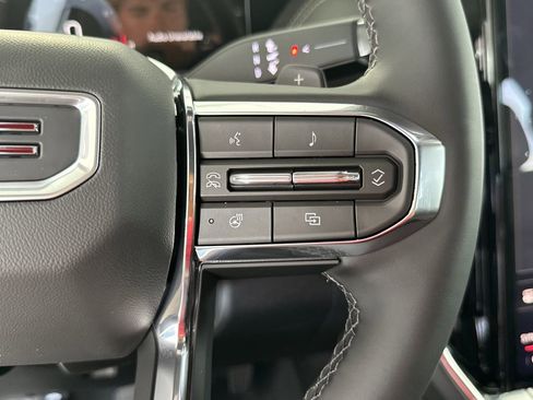 New 2026 GMC Yukon XL Elevation AWD/4WD image 22
