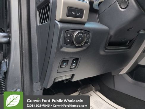 Used 2022 Ford F350 Lariat w/ Tremor Off-Road Package AWD/4WD image 13