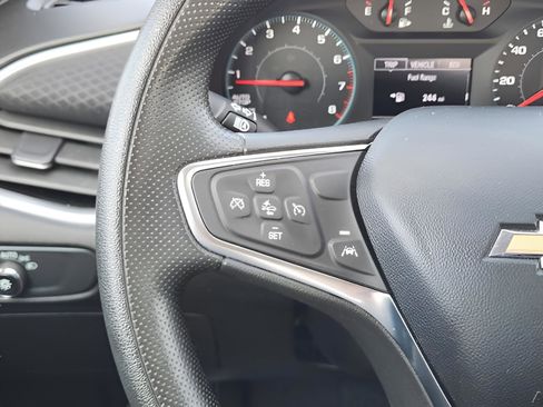 Used 2023 Chevrolet Malibu LT FWD image 24
