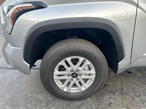 New 2026 Toyota Tundra SR5 image 28