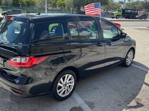 Used 2013 MAZDA MAZDA5 Sport image 5