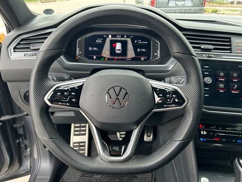 Used 2022 Volkswagen Tiguan SEL R-Line AWD/4WD image 13