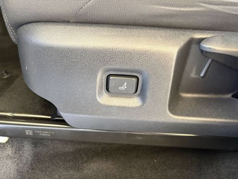 Used 2026 Toyota Tacoma SR5 RWD image 21
