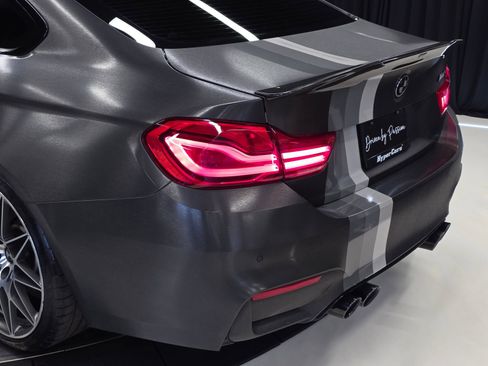 Used 2019 BMW M4 Coupe w/ Competition Package RWD image 59