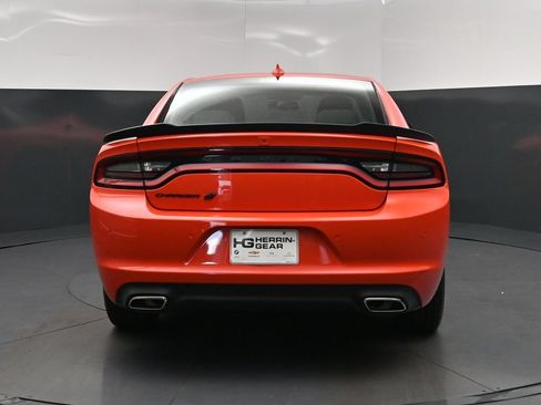 Used 2022 Dodge Charger SXT w/ Blacktop Package AWD/4WD image 6
