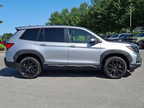Used 2023 Honda Passport EX-L image 9
