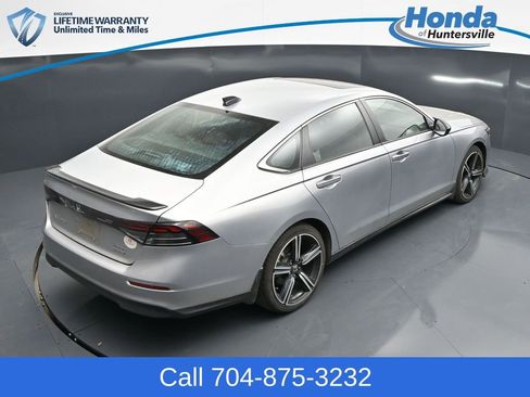 Used 2024 Honda Accord Sport image 21
