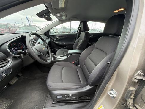 Used 2024 Chevrolet Malibu LT FWD image 13