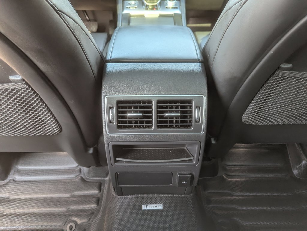 Used 2023 Jaguar F-PACE S AWD/4WD image 36