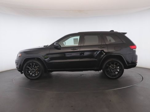 Used 2020 Jeep Grand Cherokee Altitude AWD/4WD image 20
