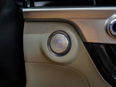 Used 2023 Kia Telluride S w/ S Sunroof Package FWD image 20