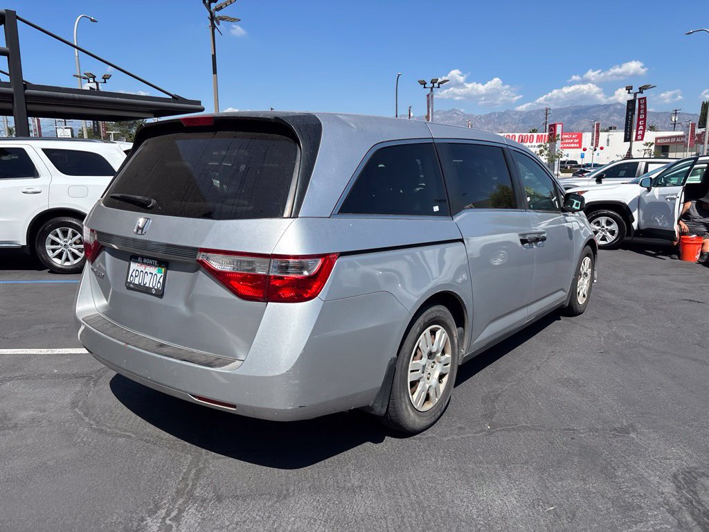 Used 2011 Honda Odyssey LX image 4