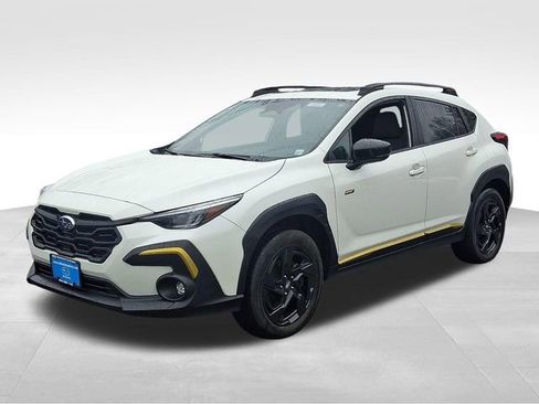 Used 2024 Subaru Crosstrek 2.5i Sport image 3