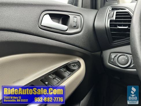 Used 2019 Ford Escape SEL AWD/4WD image 40