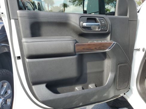 Used 2021 GMC Sierra 2500 SLT image 8