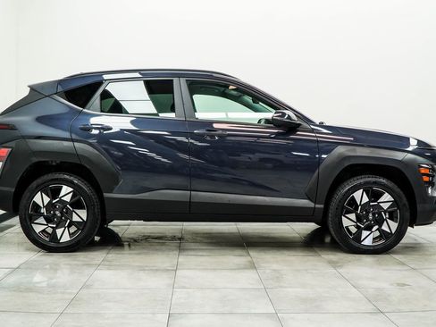 Used 2025 Hyundai Kona SEL image 10