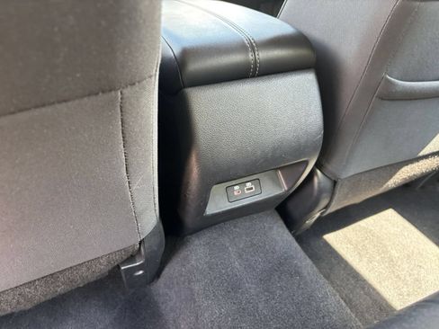 Used 2025 Nissan Altima 2.5 SV FWD image 22