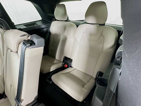New 2026 Volvo XC90 B6 Plus w/ Protection Package Premier image 25