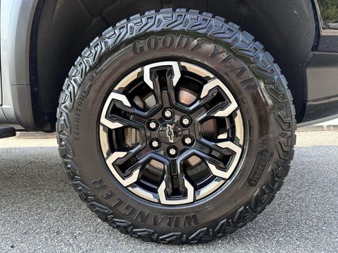 Used 2023 Chevrolet Silverado 1500 ZR2 w/ LPO, Dark Essentials Package AWD/4WD image 6