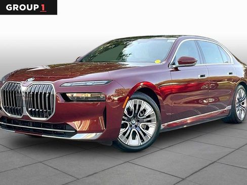 Used 2023 BMW i7 xDrive60 AWD/4WD image 1