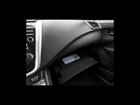 Used 2016 Nissan Murano SV w/ Premium Package AWD/4WD image 16