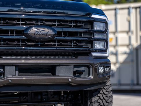 New 2025 Ford F350 King Ranch w/ FX4 Off-Road Package image 13