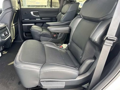 New 2025 Ford Expedition Platinum w/ Stealth Performance Package image 19